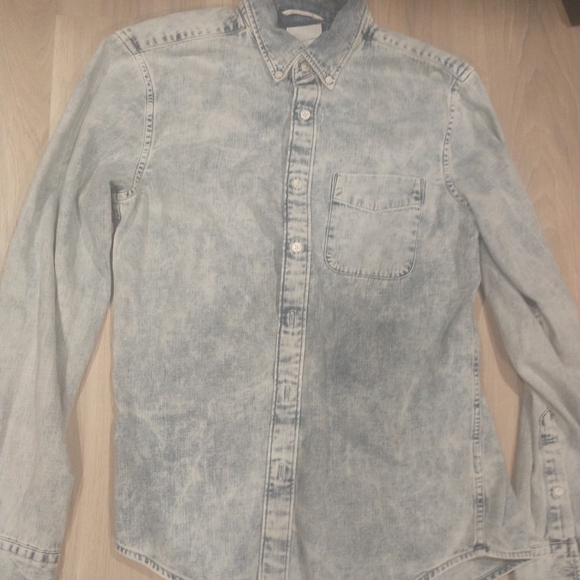 AMERICAN EAGLE JEAN SHIRT FADED size small - Picture 6 of 9